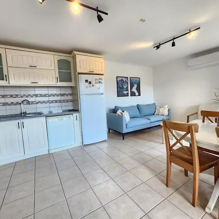 Apart Palm 32 With Share Pool Göcek