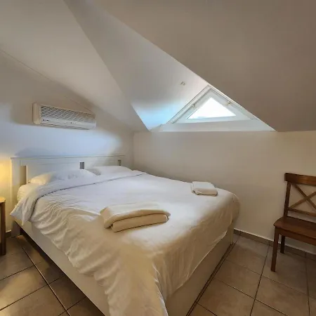 Apart Palm 32 With Share Pool